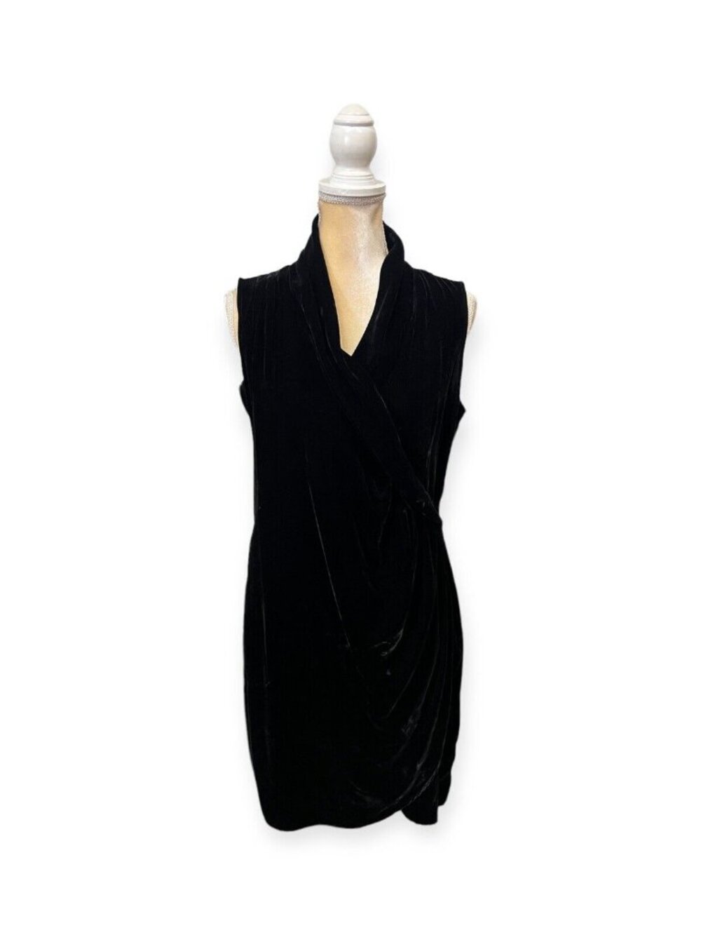 Saks Fifth Avenue Black Velvet Mini Dress Size 4 Sleeveless Sheath